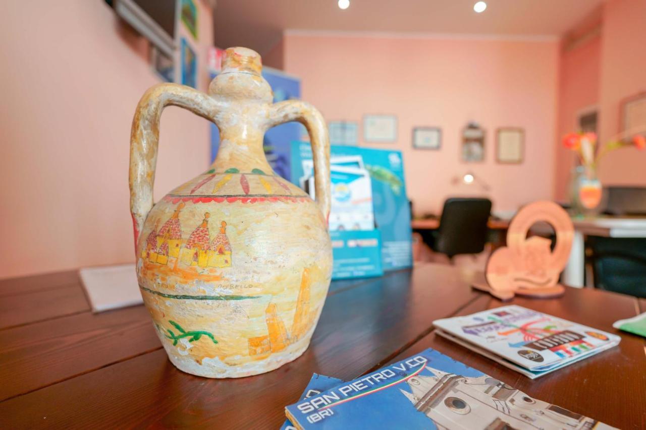 Bed And Breakfast Cairoli Exclusive Room San Pietro Vernotico Exterior photo