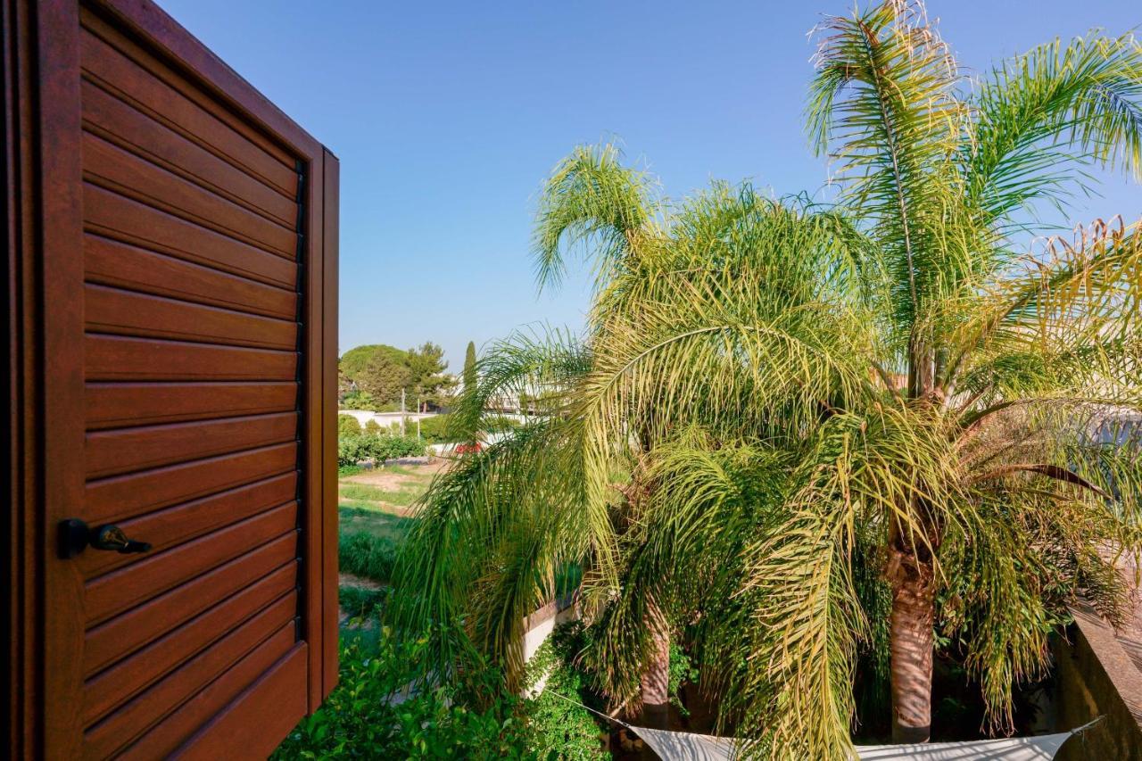 Bed And Breakfast Cairoli Exclusive Room San Pietro Vernotico Exterior photo