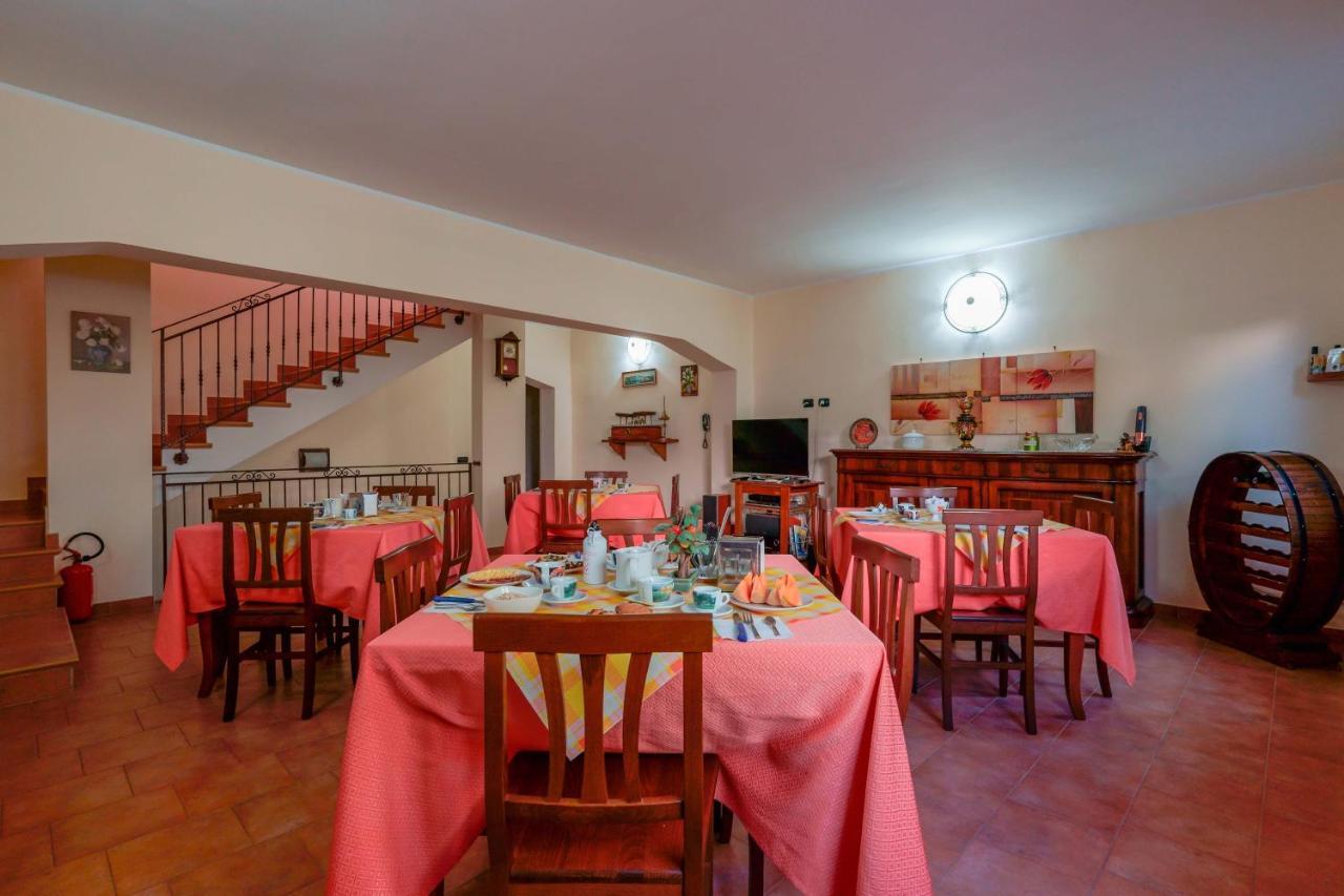 Bed And Breakfast Cairoli Exclusive Room San Pietro Vernotico Exterior photo